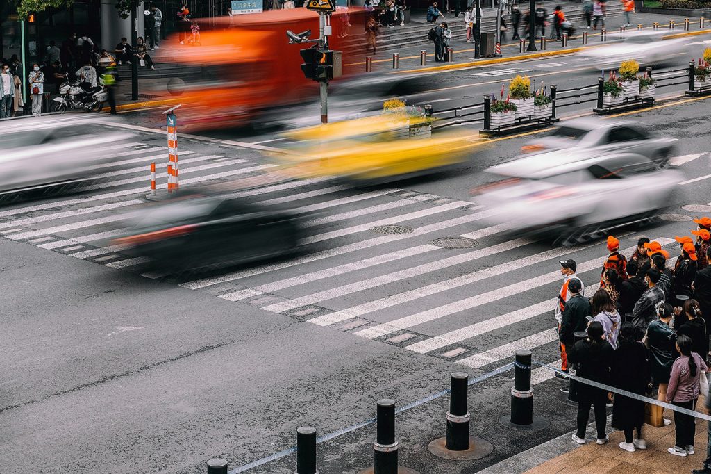 automobili su strada